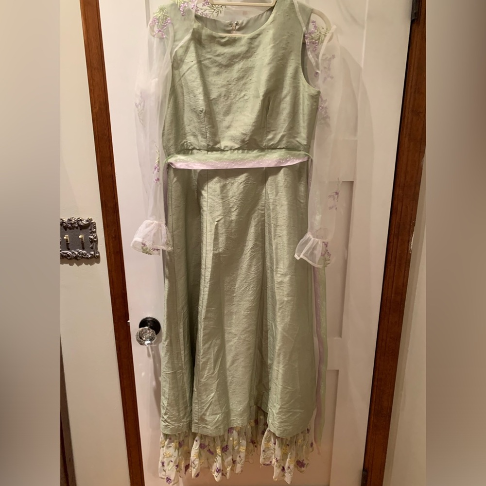 Hand made silk dupioni sleeveless dress with sheer bolero approx size 6